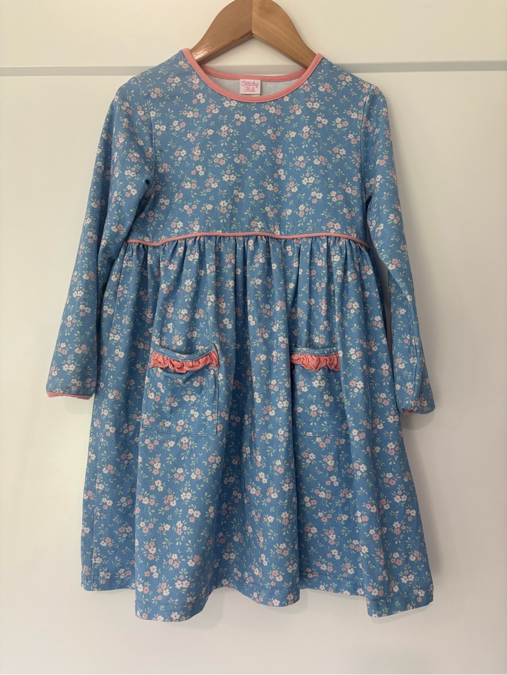 Stitchy Fish Blue floral long sleeve dress sz 6